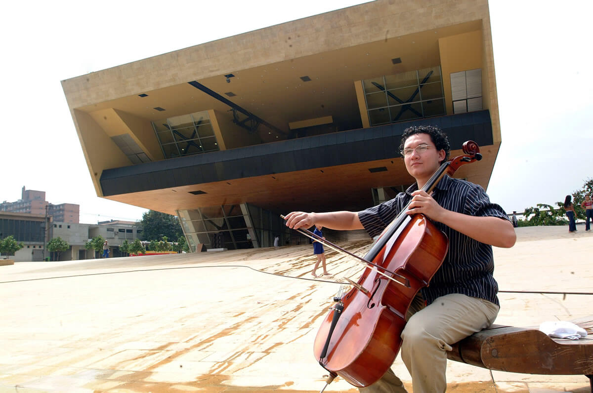 Parque de los deseos en Medellín ACI Medellín