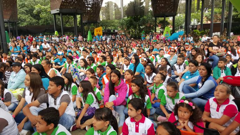Semilleros Infantiles de Participación Ciudadana reciben premio en Portugal