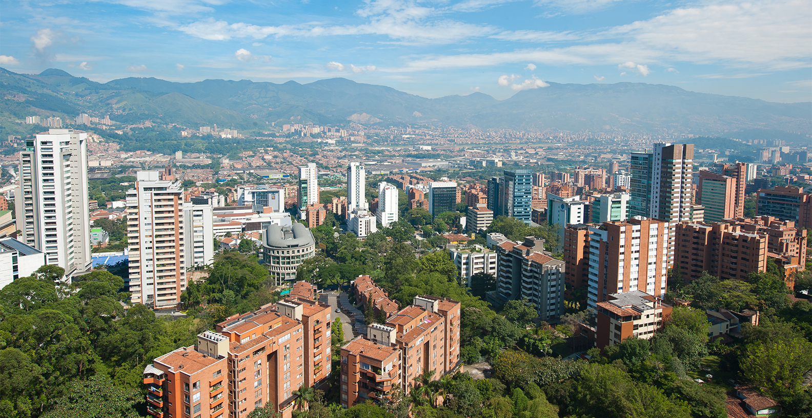 Medellín recibe premio internacional de Ciudad Inteligente por su transformación social, urbana y cultural